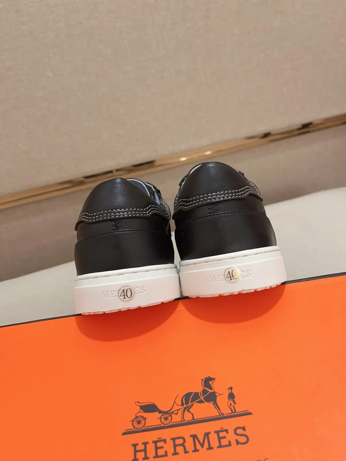 Men's clothing and shoes💰: 400💰《HERMES》【Classic Original Version】Hermès; Top 🔝 Purchasing Agency 🔍🔍Men's latest 🇺🇸 counter sales simultaneously, original ▲▲cowhide imported from Italy ▲▲Exquisite workmanship (Italian 🇮🇹Imported water-dyed 🐂cowhide lining) sole: original sole provided by the original factory, ⚠️exclusive double-layer activity·TPR·rubber·combined molded outsole; Code number: 38-44 (45/46 can be customized, non-refundable)